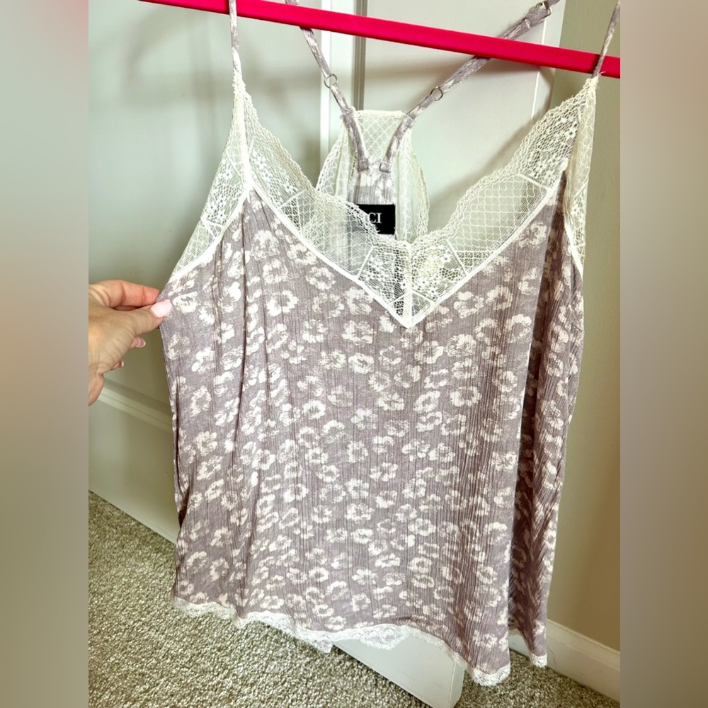 Soft floral tank from VICI Sz M